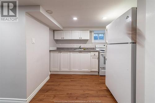 1542 Church, Windsor, ON - Indoor Photo Showing Kitchen