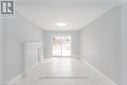 Upper - 477 Glancaster Road, Hamilton (Ancaster), ON - Indoor Photo Showing Other Room