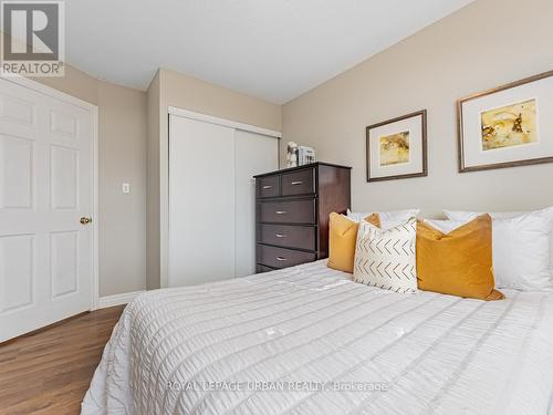 720 - 1700 Eglinton Avenue E, Toronto, ON - Indoor Photo Showing Bedroom