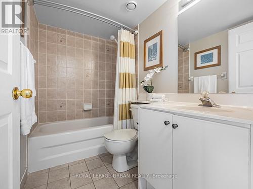 720 - 1700 Eglinton Avenue E, Toronto, ON - Indoor Photo Showing Bathroom