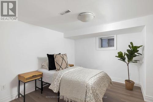 355 Lansdowne Avenue, Toronto (Dufferin Grove), ON - Indoor Photo Showing Bedroom