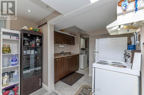 116 Overture Road, Toronto (West Hill), ON - Indoor Photo Showing Kitchen