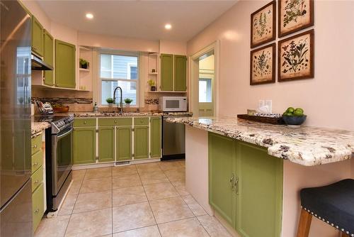 New appliances - 122 Haddon Avenue S, Hamilton, ON - Indoor Photo Showing Kitchen