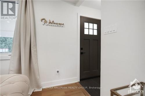 1463 Meadow Drive, Ottawa, ON - Indoor Photo Showing Other Room