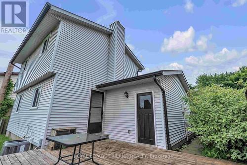 122 Acorn Crescent, London, ON - Outdoor With Deck Patio Veranda With Exterior