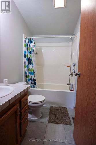 123 - 2189 Dundas Street, London, ON - Indoor Photo Showing Bathroom