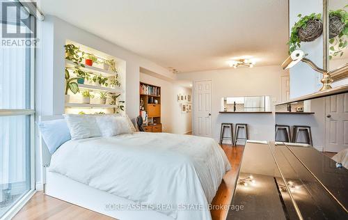 1906 - 705 King Street W, Toronto (Niagara), ON - Indoor Photo Showing Bedroom