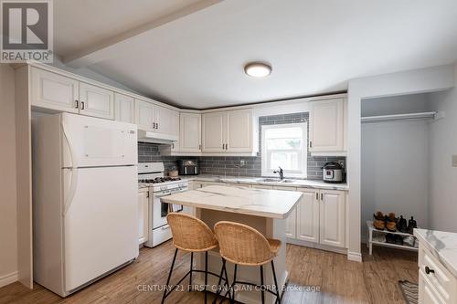 77 Langarth Street W, London, ON - Indoor Photo Showing Kitchen With Double Sink