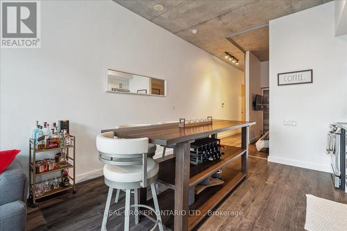 450 - 33 Mill Street, Toronto (Waterfront Communities), ON - Indoor Photo Showing Dining Room