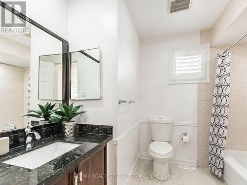 184 Richvale Drive S, Brampton (Heart Lake East), ON - Indoor Photo Showing Bathroom