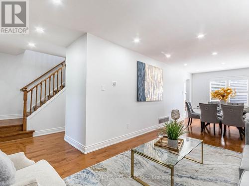 184 Richvale Drive S, Brampton (Heart Lake East), ON - Indoor Photo Showing Living Room