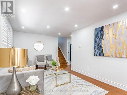 184 Richvale Drive S, Brampton (Heart Lake East), ON - Indoor Photo Showing Living Room