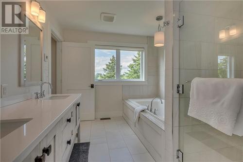 28 Helene Road, Grande-Digue, NB - Indoor Photo Showing Bathroom