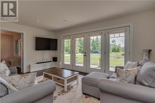 28 Helene Road, Grande-Digue, NB - Indoor Photo Showing Living Room