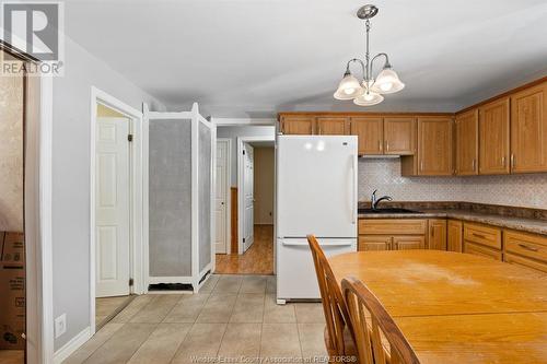 1517 Westminster Boulevard, Windsor, ON - Indoor Photo Showing Kitchen