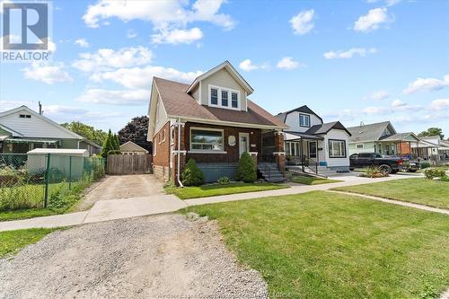 1689 Hickory Road, Windsor, ON - Outdoor With Facade