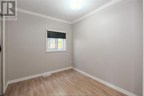 629 Edinborough Street, Windsor, ON - Indoor Photo Showing Other Room