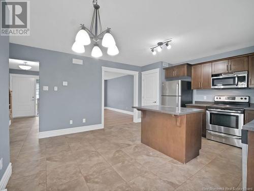 147 Belle Foret, Dieppe, NB - Indoor Photo Showing Kitchen