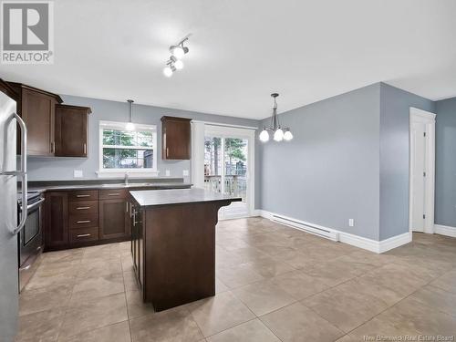 147 Belle Foret, Dieppe, NB - Indoor Photo Showing Kitchen