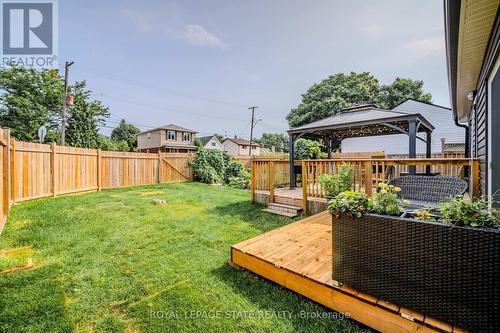 127 East 33Rd Street, Hamilton (Raleigh), ON - Outdoor With Deck Patio Veranda With Backyard