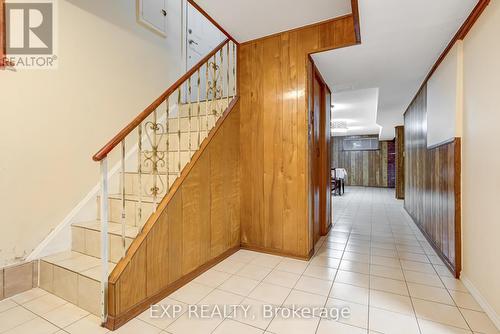 16 Heavitree Drive, Toronto (Downsview-Roding-Cfb), ON - Indoor Photo Showing Other Room