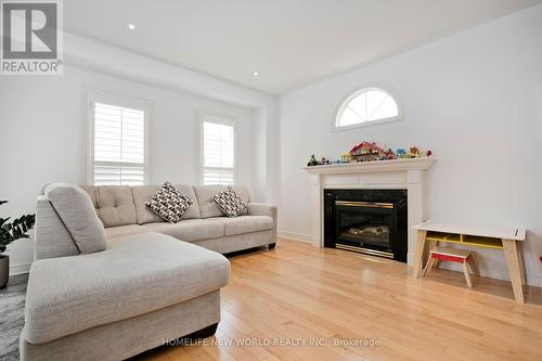 28 Ludford Drive, Richmond Hill, ON - Indoor Photo Showing Living Room With Fireplace