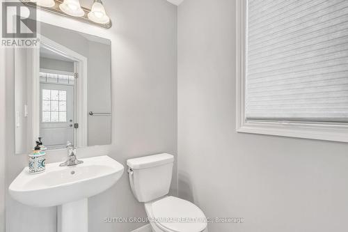 1051 Wright Drive, Midland, ON - Indoor Photo Showing Bathroom