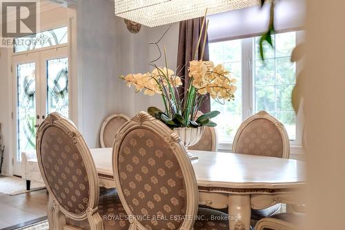 2 Northglen Drive, Clarington (Bowmanville), ON - Indoor Photo Showing Dining Room