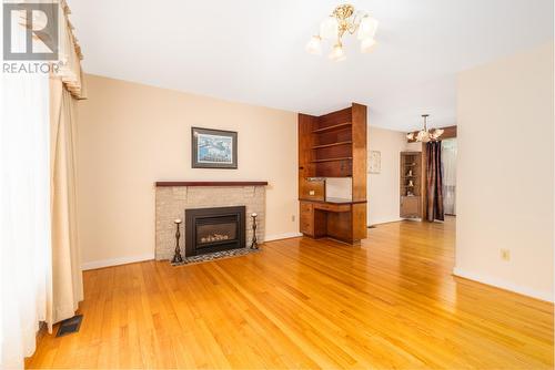 29 Hamel Street, St. John'S, NL - Indoor Photo Showing Living Room With Fireplace