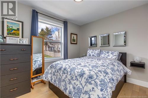 215 Gaspe, Dieppe, NB - Indoor Photo Showing Bedroom