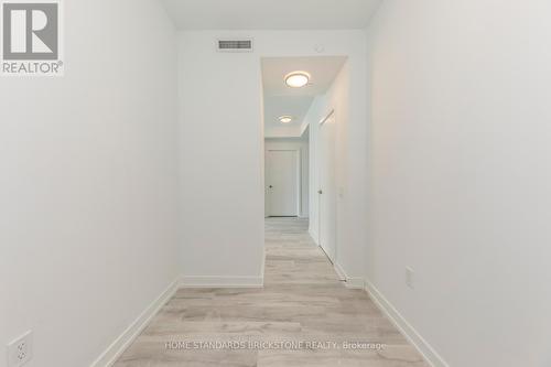 N2406 - 7 Golden Lion Heights, Toronto (Newtonbrook East), ON - Indoor Photo Showing Other Room