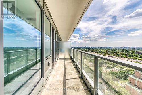 N2406 - 7 Golden Lion Heights, Toronto (Newtonbrook East), ON - Outdoor With View With Exterior