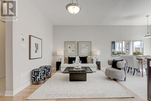 2605 Cerise Manor, Pickering, ON - Indoor Photo Showing Living Room