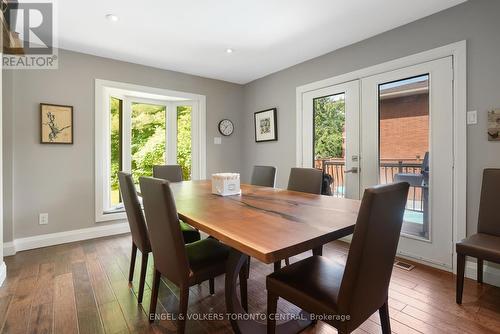 9 Green Pine Avenue, Springwater (Midhurst), ON - Indoor Photo Showing Dining Room