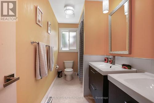 9 Green Pine Avenue, Springwater (Midhurst), ON - Indoor Photo Showing Bathroom