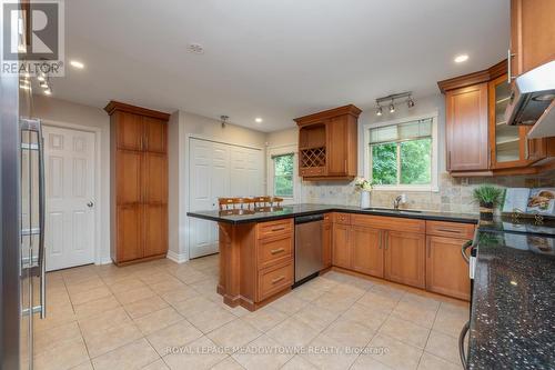 13055 Fourth Line, Milton (Nassagaweya), ON - Indoor Photo Showing Kitchen