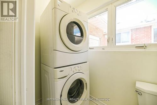 43 Mallard Crescent, Brampton, ON - Indoor Photo Showing Laundry Room