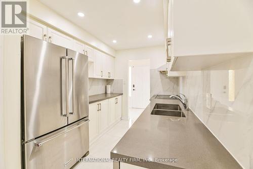 43 Mallard Crescent, Brampton (Central Park), ON - Indoor Photo Showing Kitchen With Double Sink