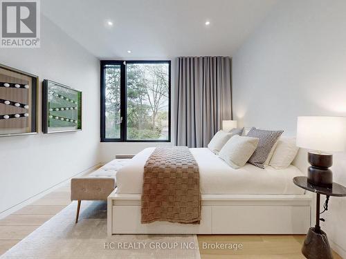 1336 Hillhurst Road, Oakville (Eastlake), ON - Indoor Photo Showing Bedroom