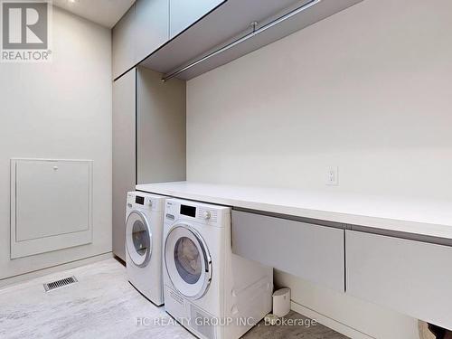 1336 Hillhurst Road, Oakville (Eastlake), ON - Indoor Photo Showing Laundry Room