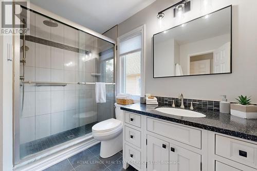 6 - 2215 Cleaver Avenue, Burlington (Headon), ON - Indoor Photo Showing Bathroom