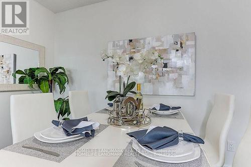 2907 - 208 Enfield Place, Mississauga, ON - Indoor Photo Showing Dining Room