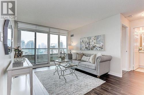 2907 - 208 Enfield Place, Mississauga (City Centre), ON - Indoor Photo Showing Living Room