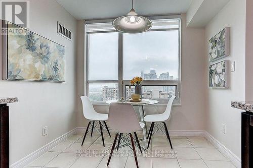 2907 - 208 Enfield Place, Mississauga (City Centre), ON - Indoor Photo Showing Dining Room