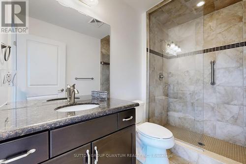 304 - 205 Lakeshore Road W, Oakville (Old Oakville), ON - Indoor Photo Showing Bathroom