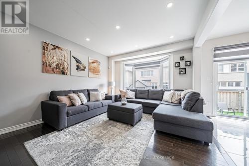 94 Borrelli Drive, Brampton (Credit Valley), ON - Indoor Photo Showing Living Room