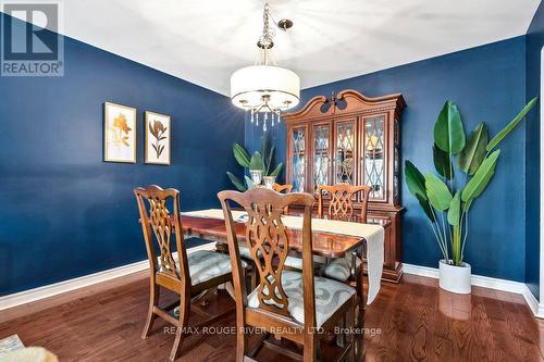 2746 Constable Road, Mississauga, ON - Indoor Photo Showing Dining Room