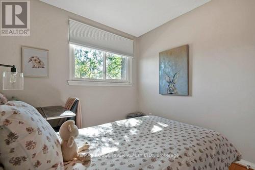 2746 Constable Road, Mississauga (Clarkson), ON - Indoor Photo Showing Bedroom