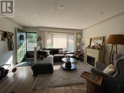 261 Cherryhill Road, Oakville (Bronte West), ON - Indoor Photo Showing Living Room With Fireplace