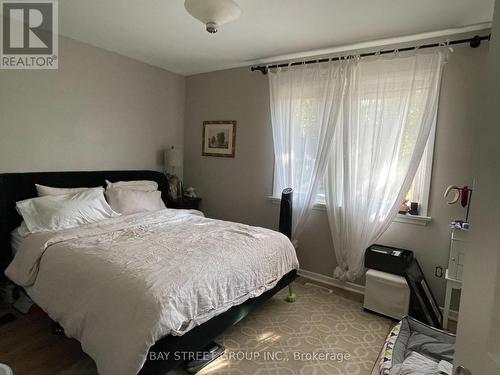 261 Cherryhill Road, Oakville, ON - Indoor Photo Showing Bedroom